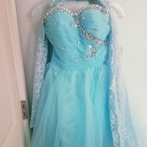 Quienceañera dress